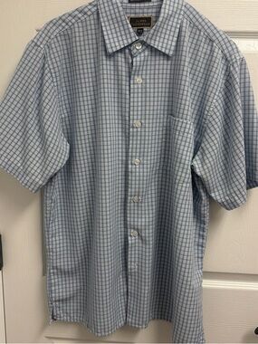 Mens Short Sleeve Button-Down Shirt